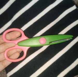 Zig Zag Scissors