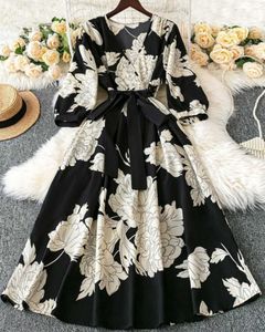 Elegant Floral Print Wrap Dress