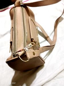 ted beker brand hand bag new condition