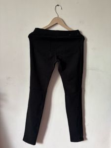 Uniqlo Women's Black Slim Pant