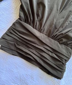Olive green v neck batwing balloon sleeves top