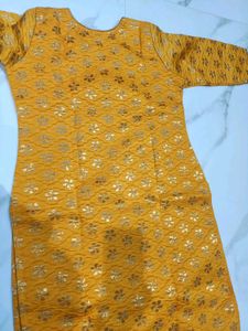 Elegant Mustard Kurta Set