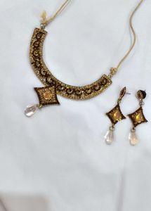 Elegant Necklace and Earring Set