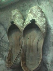 Bellies in dust,wash &amp; wear uk6