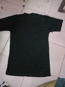 Cool Black T-Shirt with Graphic Print