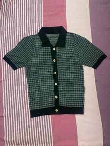 Chic Collared Knit Top