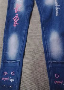 Embroidered Detail Jeans