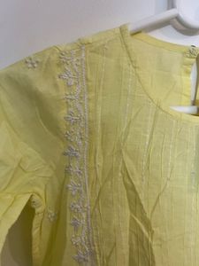 Elegant Yellow Embroidered Kurta