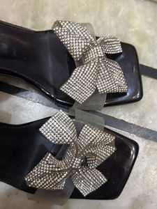Bow Detail Heels