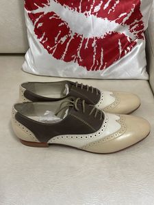 Vintage-Inspired Wingtip Oxfords