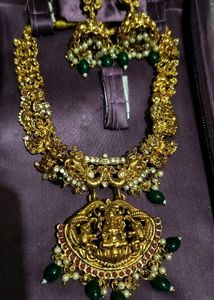 Intricate Gold Tone Necklace &amp; Earrings Set
