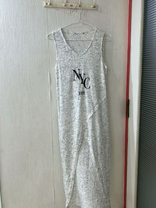 NYC 1999 Sleeveless V-Neck Top