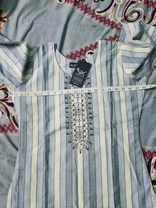 new article Striped Kurta Set with Dupatta