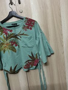 Cute Stylish  top For College price Slashed