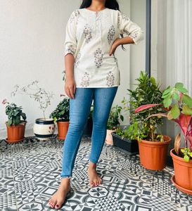 Cream Kurta with Blue Floral Print