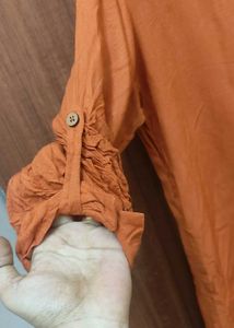 Rust Orange Top🍊