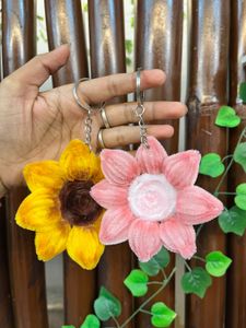 Cute Flower Keychains (Set of 2)