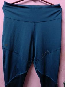 🎀350Rs SALE🎀PERFORMAX Teal Blue tights