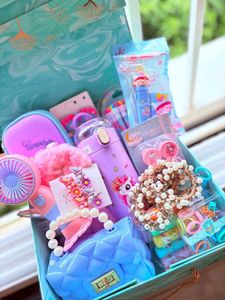 Mystery Bag Surprise! items 4 to 5
