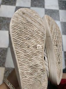 Abibas Sneakers