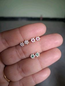 Beautiful Stud Earrings Set