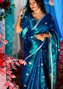 Viral Emerald Green Tissue Silk Saree