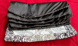 Elegant Cushion Covers - Set of 5 ✨🆕