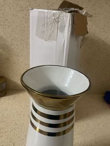 Elegant White &amp; Gold Vase 12’’
