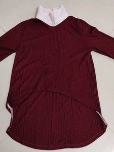 maroon top