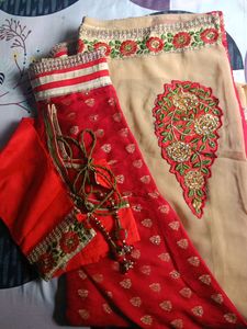 Beautiful Red Saree With Blouse