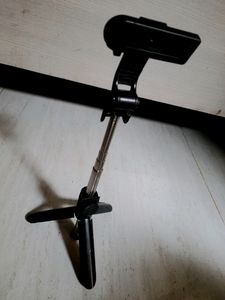 New Selfie Sticks with Flash