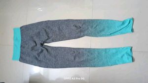 Stylish Two-Tone Leggings