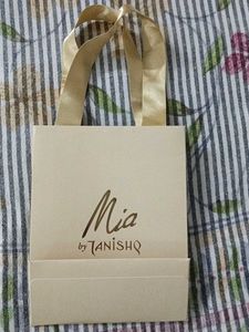 Mia by Tanishq Paper Bag