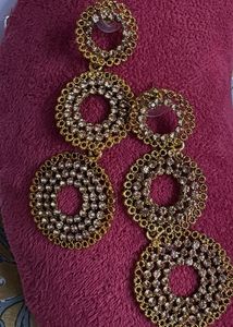 circle gold rhinestones earrings