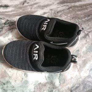 Black 'Air' Slip-On Sneakers - Youth Size