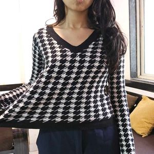 Houndstooth V-Neck Sweater