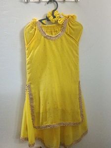 Beautiful Yellow Kurta Set with scrunchies