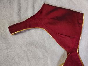 deep neck blouse non padded