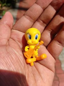 Set of 4 Tweety Bird Mini Figures