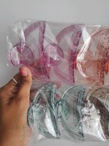 HAIR CLAWS GRAB ANY 1 PACKET AT JUST 259 RS