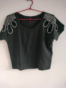 Price Down- Black Crop Top