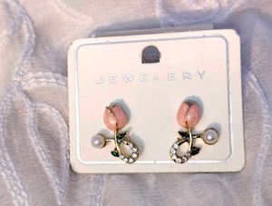 Korean Tulip Pearl Earrings