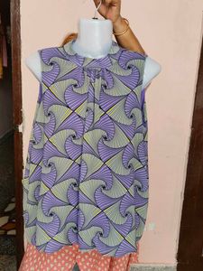 Stylish Purple Geometric Sleeveless Top