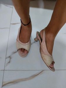 Stylish Slingback Wedge Heels