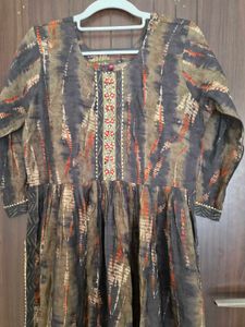 Elegant Printed Kurta with Dupatta L