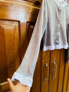 Chic Gray Cropped Cardigan
