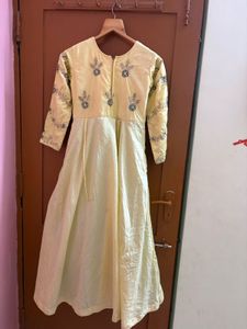 Elegant Yellow &amp; Grey Ethnic Gown