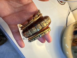Brand new wooden bangle set