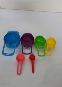 Plastic Measuring Cup Set Of 6