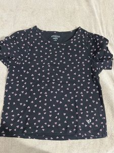 Chic Black Floral Print Top with Ruffle Sleeves
